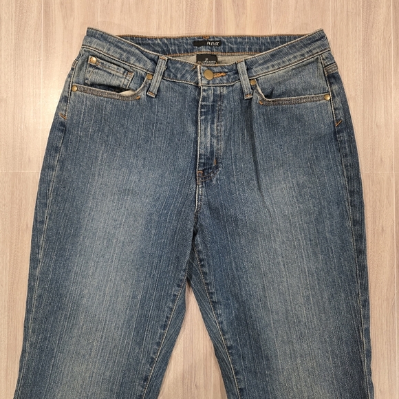 a.n.a. A New Approach Embroidered Floral Boho Womens Bootcut Jeans Size 10 Denim - Picture 7 of 14